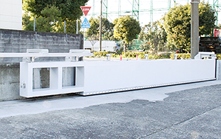 夜光町地区13号陸閘改良工事（水門）